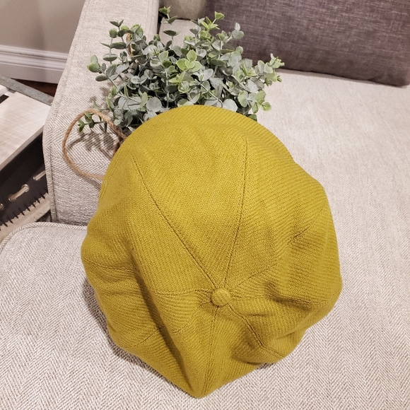 HP Brand new Burberry newsboy hat size medium - Picture 2 of 9